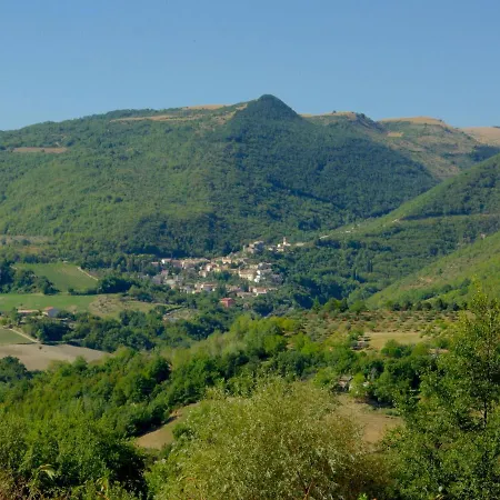 Villa Modern Villa In Serrapetrona Marche With Private Pool