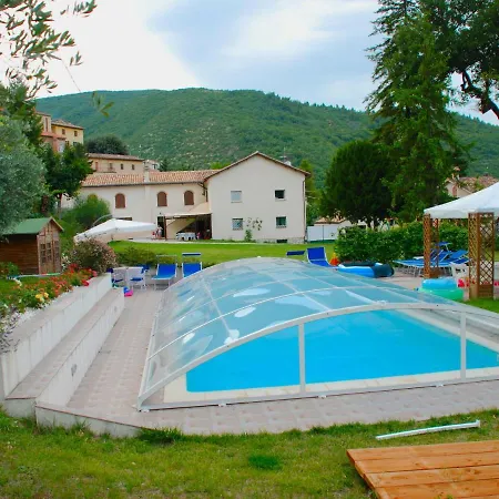 Villa Modern Villa In Serrapetrona Marche With Private Pool